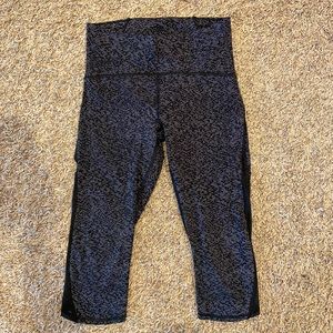 Lululemon Train Times Crop Size 6